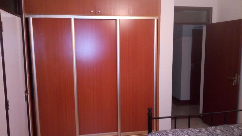 Mani'S Home Away From Home Nairobi Esterno foto