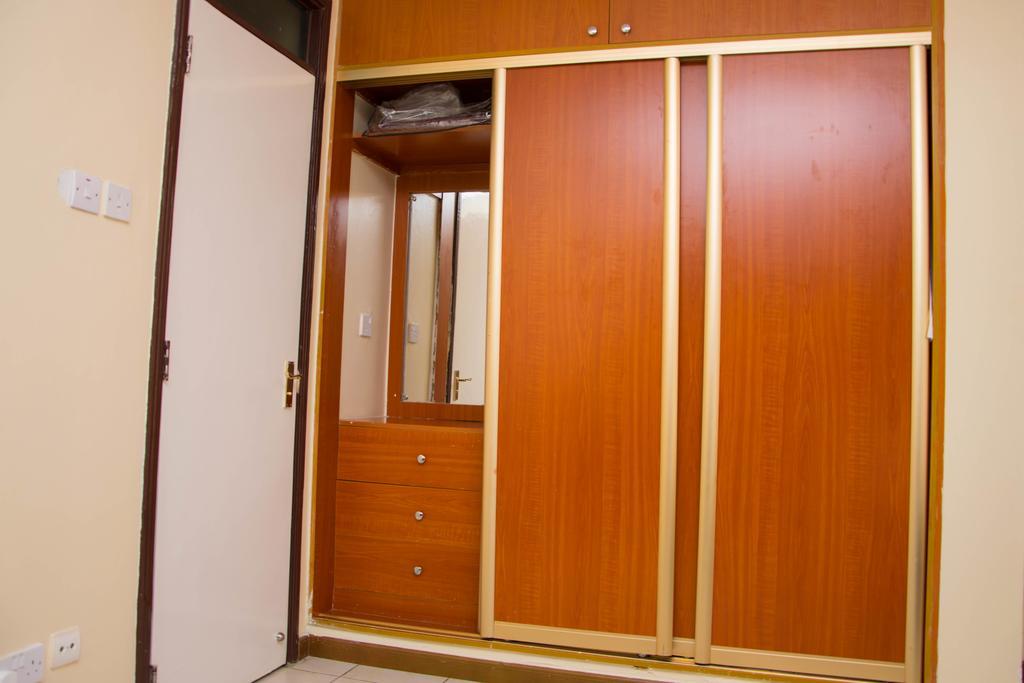 Mani'S Home Away From Home Nairobi Esterno foto