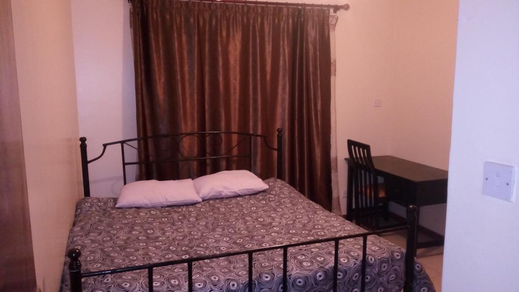 Mani'S Home Away From Home Nairobi Esterno foto