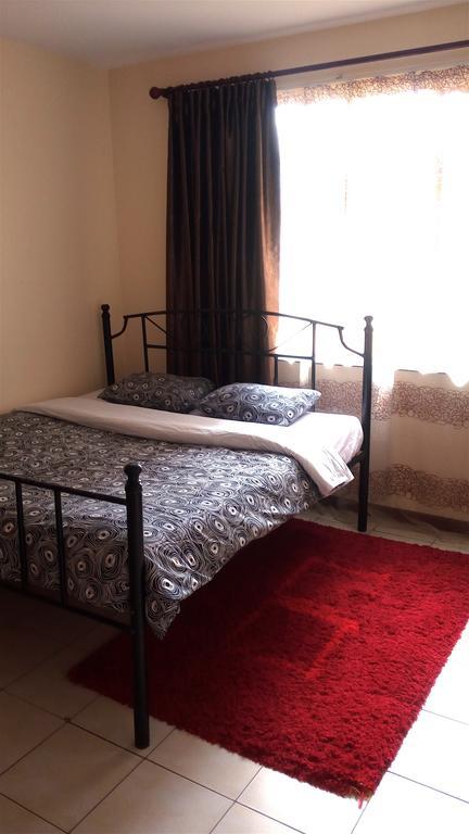 Mani'S Home Away From Home Nairobi Esterno foto