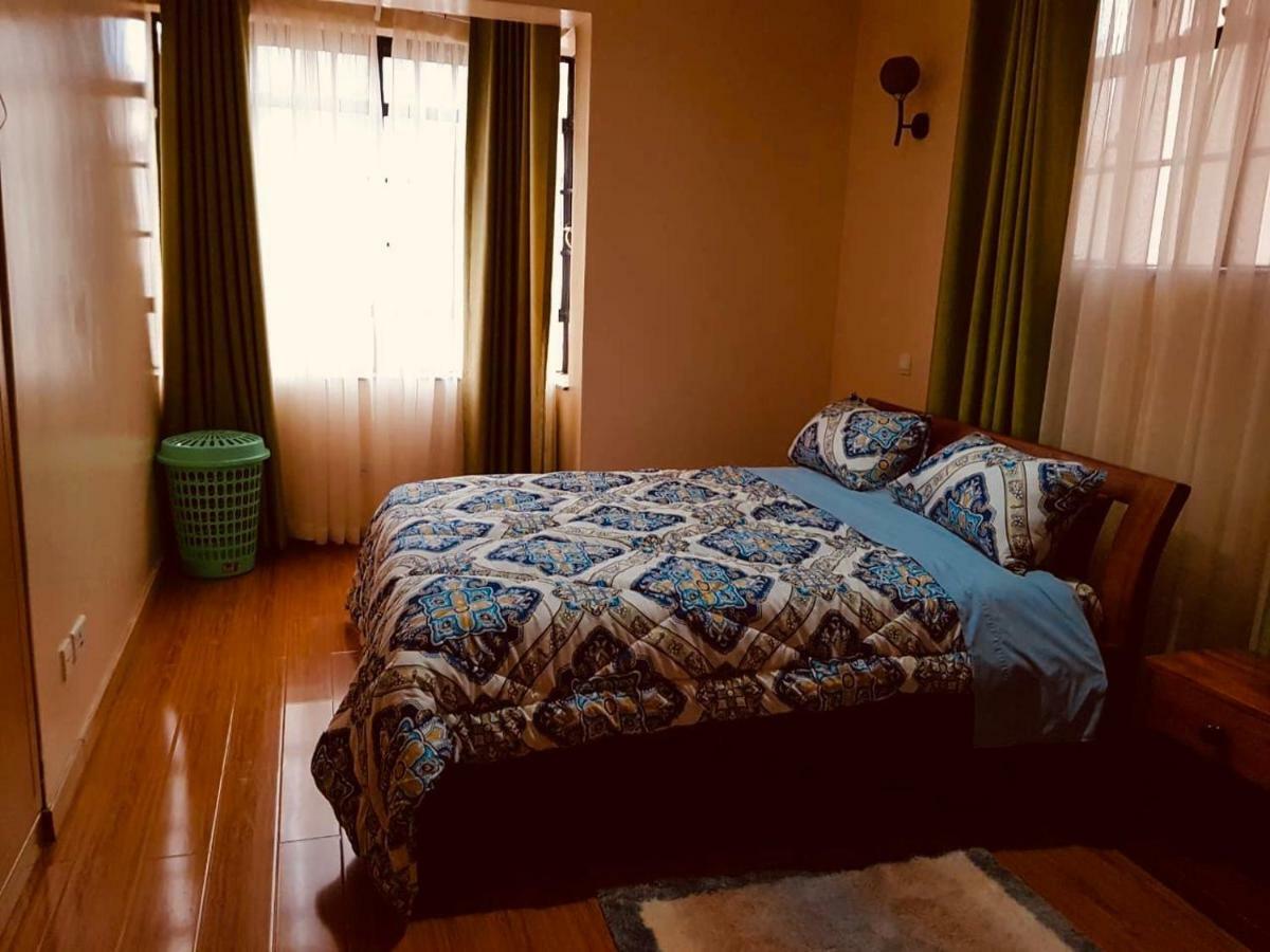 Mani'S Home Away From Home Nairobi Esterno foto
