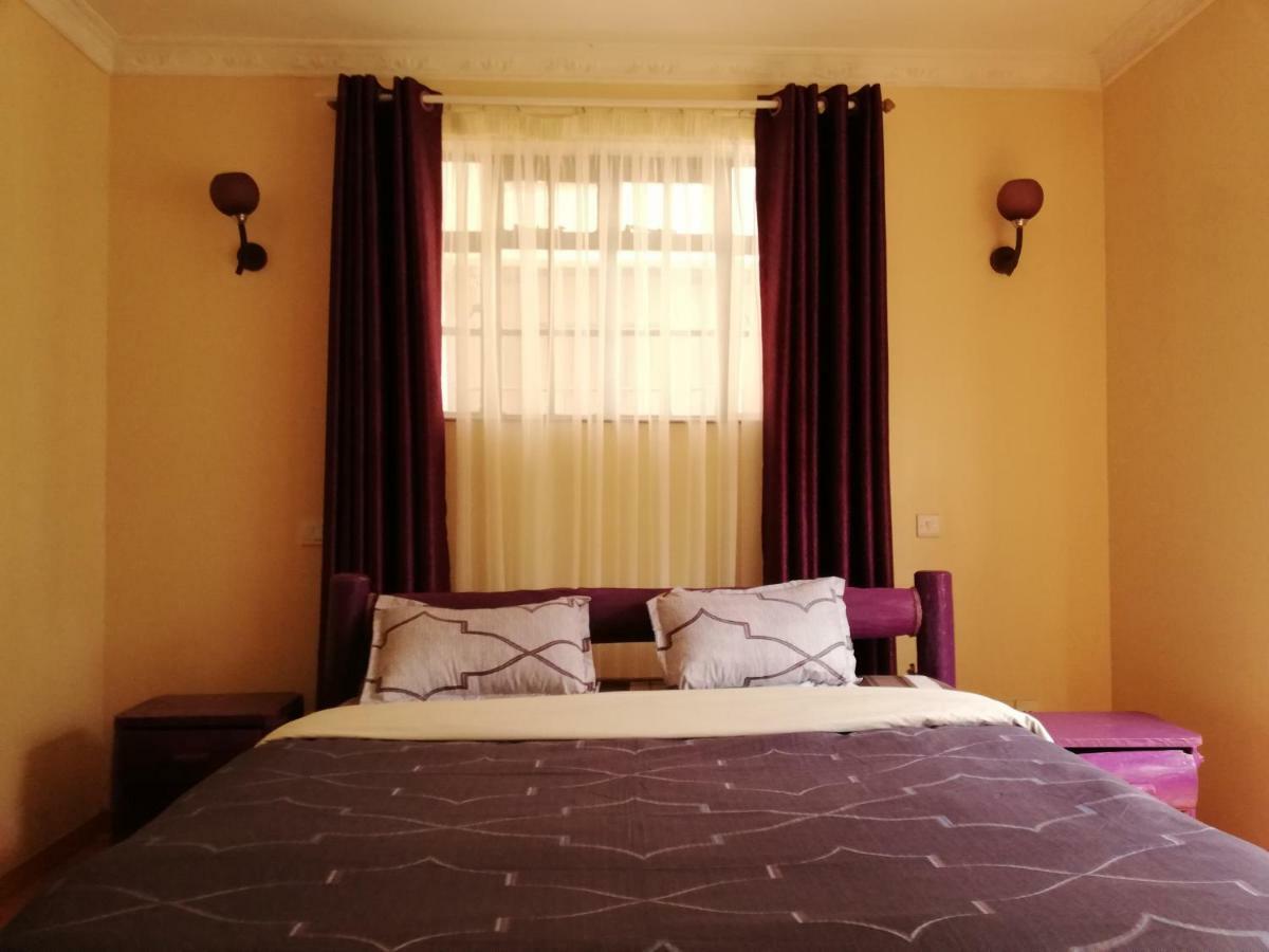 Mani'S Home Away From Home Nairobi Esterno foto